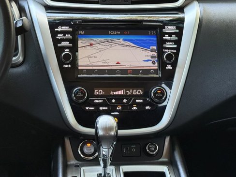 Used 2018 Nissan Murano SV image 14