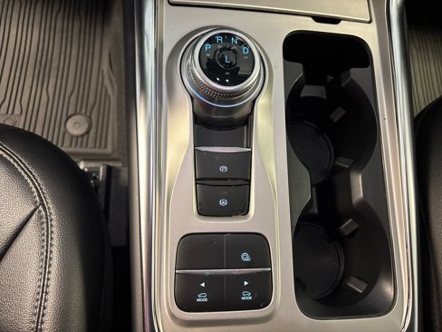 Used 2022 Ford Explorer Limited image 34