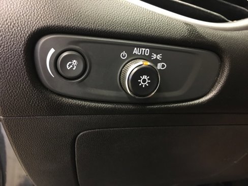 Used 2018 Chevrolet Malibu LS w/ LPO, Convenience Package 1 image 28