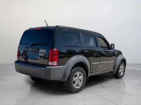 Used 2007 Dodge Nitro SXT image 6