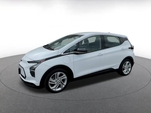 Used 2023 Chevrolet Bolt LT w/ Driver Confidence Package image 8