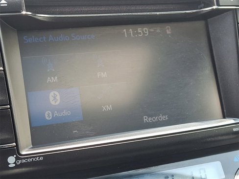 Used 2018 Toyota RAV4 XLE image 17