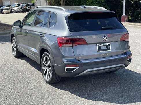 Used 2023 Volkswagen Taos SE image 8