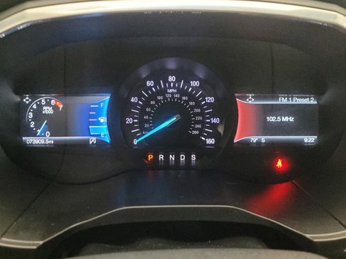 Used 2019 Ford Edge Titanium image 23