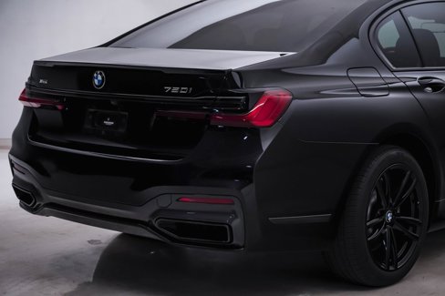 Used 2022 BMW 750i xDrive w/ Executive Package image 12