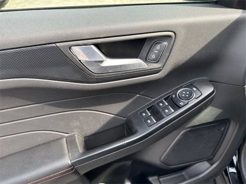 Used 2024 Ford Escape ST-Line image 24
