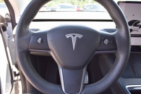 Used 2021 Tesla Model Y Performance image 19