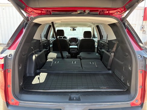Used 2019 Chevrolet Traverse LT w/ LPO, Cargo Package image 11