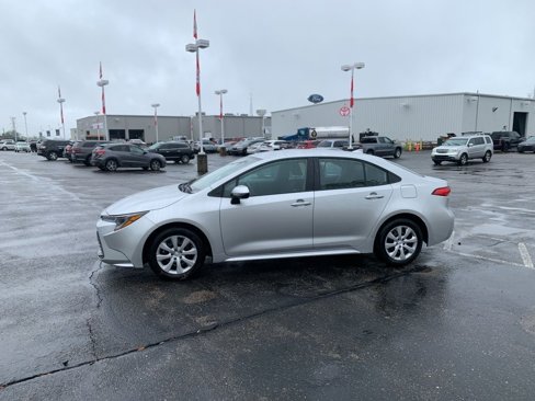 New 2025 Toyota Corolla LE image 9