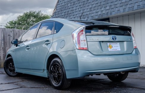 Used 2015 Toyota Prius image 7