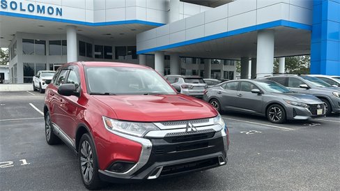 Used 2019 Mitsubishi Outlander ES image 1