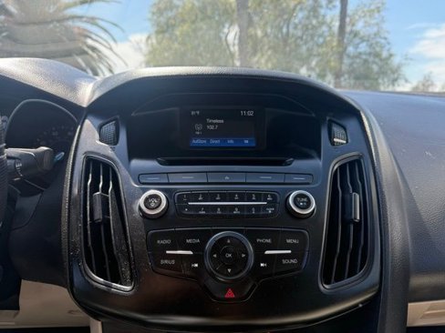 Used 2017 Ford Focus SE image 22