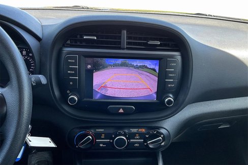 Used 2022 Kia Soul LX image 23