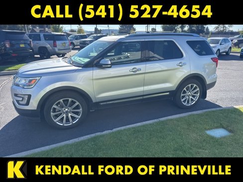 Used 2017 Ford Explorer Limited image 5