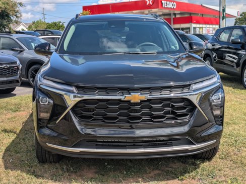 New 2025 Chevrolet Trax LT image 9