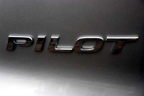 Used 2016 Honda Pilot Touring image 73