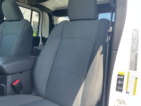 New 2025 Jeep Gladiator Sport image 21