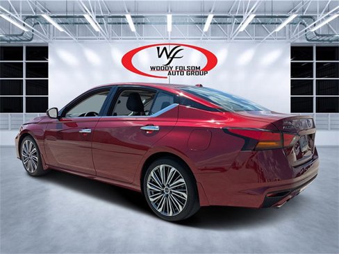 Used 2024 Nissan Altima 2.5 SL image 5