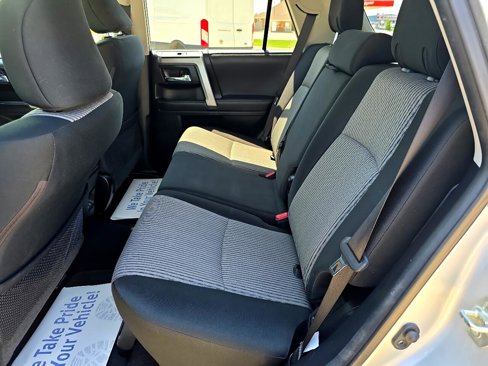 Used 2022 Toyota 4Runner SR5 image 16