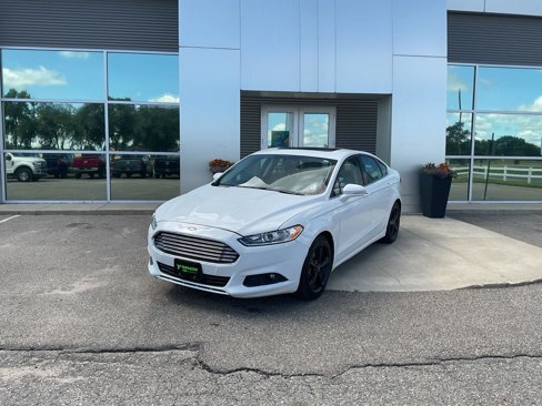Used 2016 Ford Fusion SE w/ Equipment Group 201A image 1