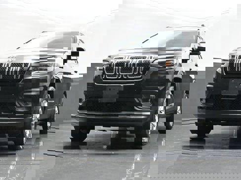 Used 2022 Jeep Cherokee Latitude Lux w/ Sun & Sound Group image 48