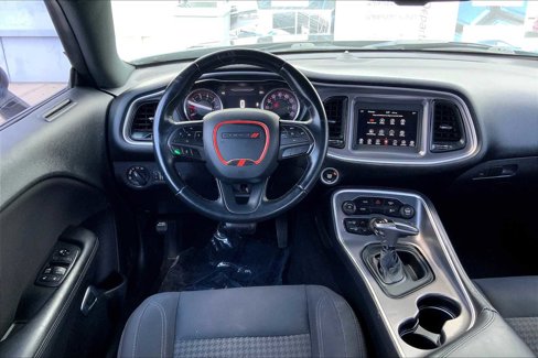 Used 2019 Dodge Challenger SXT image 5