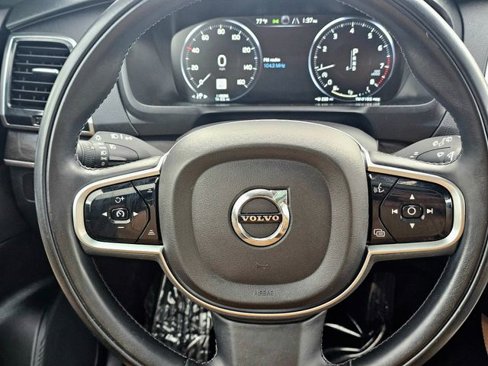 Used 2018 Volvo XC90 T6 Momentum w/ Convenience Package image 32
