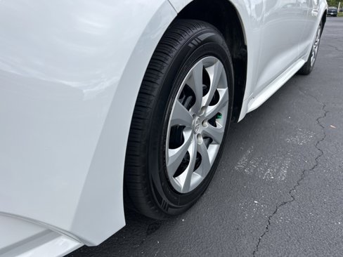 Used 2023 Toyota Corolla LE image 10