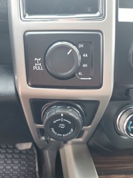 Used 2017 Ford F150 Lariat w/ Equipment Group 502A Luxury image 29