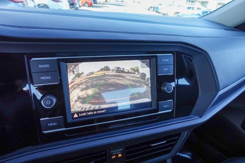 Used 2024 Volkswagen Jetta SE w/ Panoramic Sunroof Package image 22