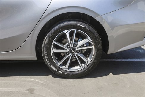 Certified 2024 Kia Forte LXS image 12