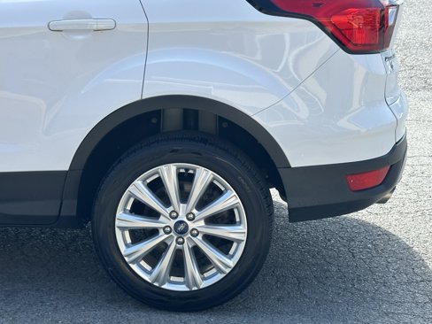 Used 2019 Ford Escape SEL image 35