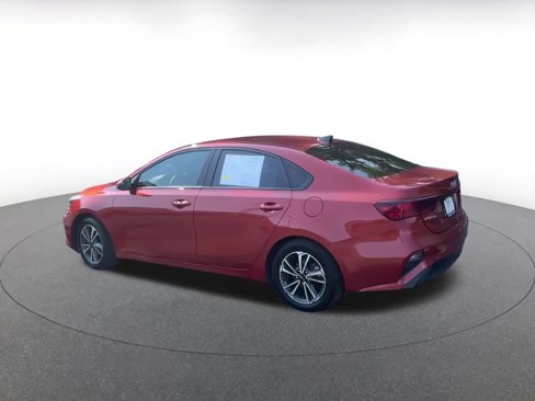 Used 2023 Kia Forte LXS w/ LXS Technology Package image 8