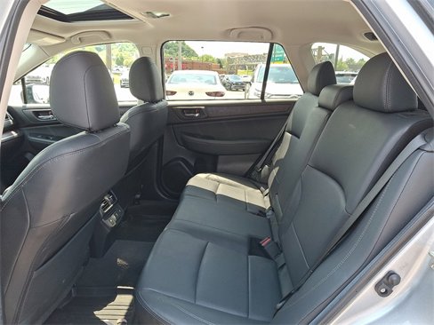 Used 2019 Subaru Outback 2.5i Limited w/ Popular Package #2 image 10