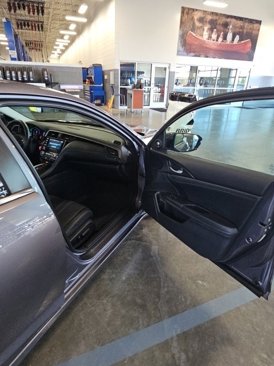 Used 2019 Honda Insight Touring image 32