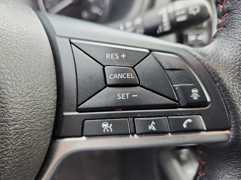 Used 2024 Nissan Kicks SR image 20