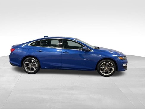 Used 2023 Chevrolet Malibu LT image 2