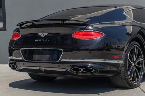 Used 2020 Bentley Continental GT V8 image 36