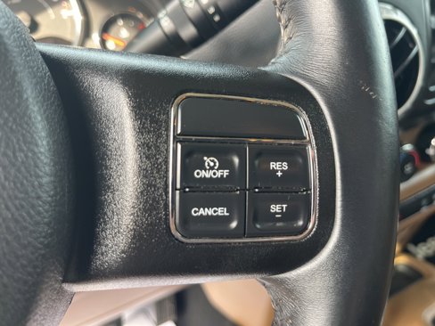 Used 2016 Jeep Wrangler Unlimited Sahara w/ Connectivity Group image 18