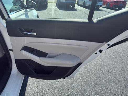 Used 2019 Nissan Altima 2.5 Platinum image 30