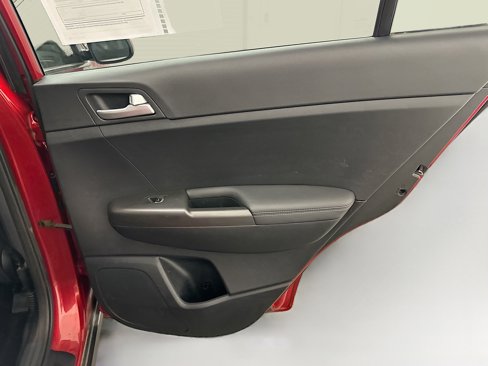 Used 2022 Kia Sportage LX image 30