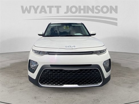 Used 2022 Kia Soul LX image 14