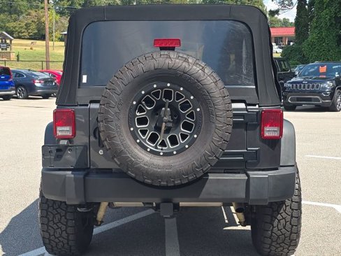 Used 2017 Jeep Wrangler Unlimited Sport w/ Connectivity Group image 4
