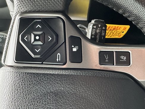 Used 2022 Toyota Tacoma SR5 image 38