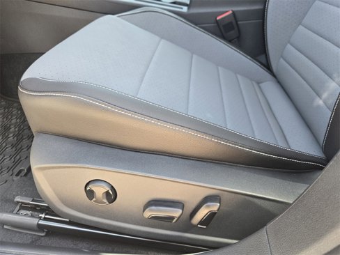 New 2025 Volkswagen Jetta SE image 18