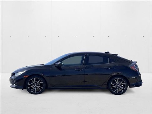 Used 2018 Honda Civic Sport image 8