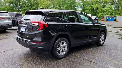 Certified 2024 GMC Terrain SLE image 7