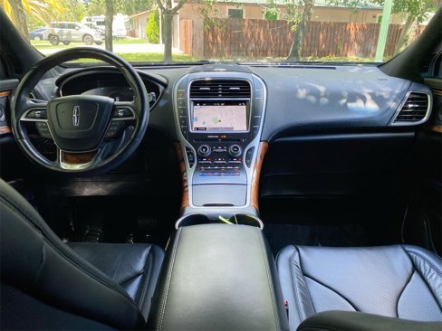 Used 2019 Lincoln Nautilus Reserve image 22