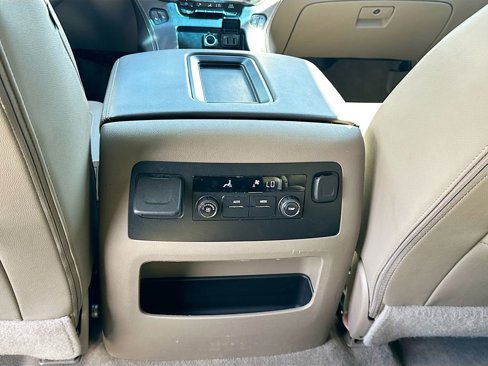 Used 2019 Chevrolet Tahoe LT image 25