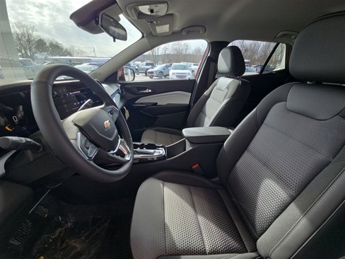 New 2025 Chevrolet Trax LT w/ LT Convenience Package image 19